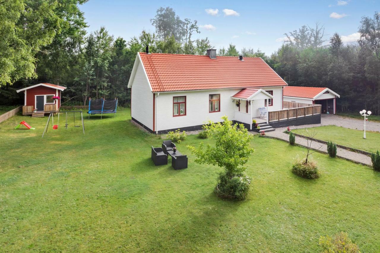 Ferienhaus Am Mycklaflon Екше Екстер'єр фото